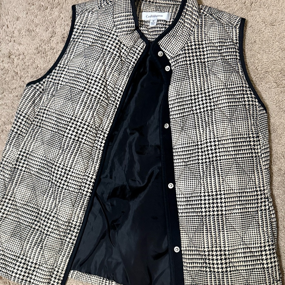 Monochrome Checkered Vest